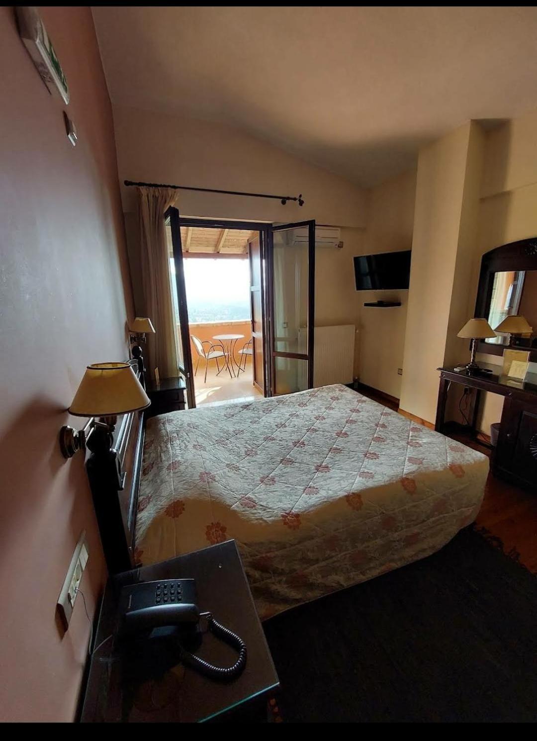 Vytina Mountain View Hotel Kültér fotó