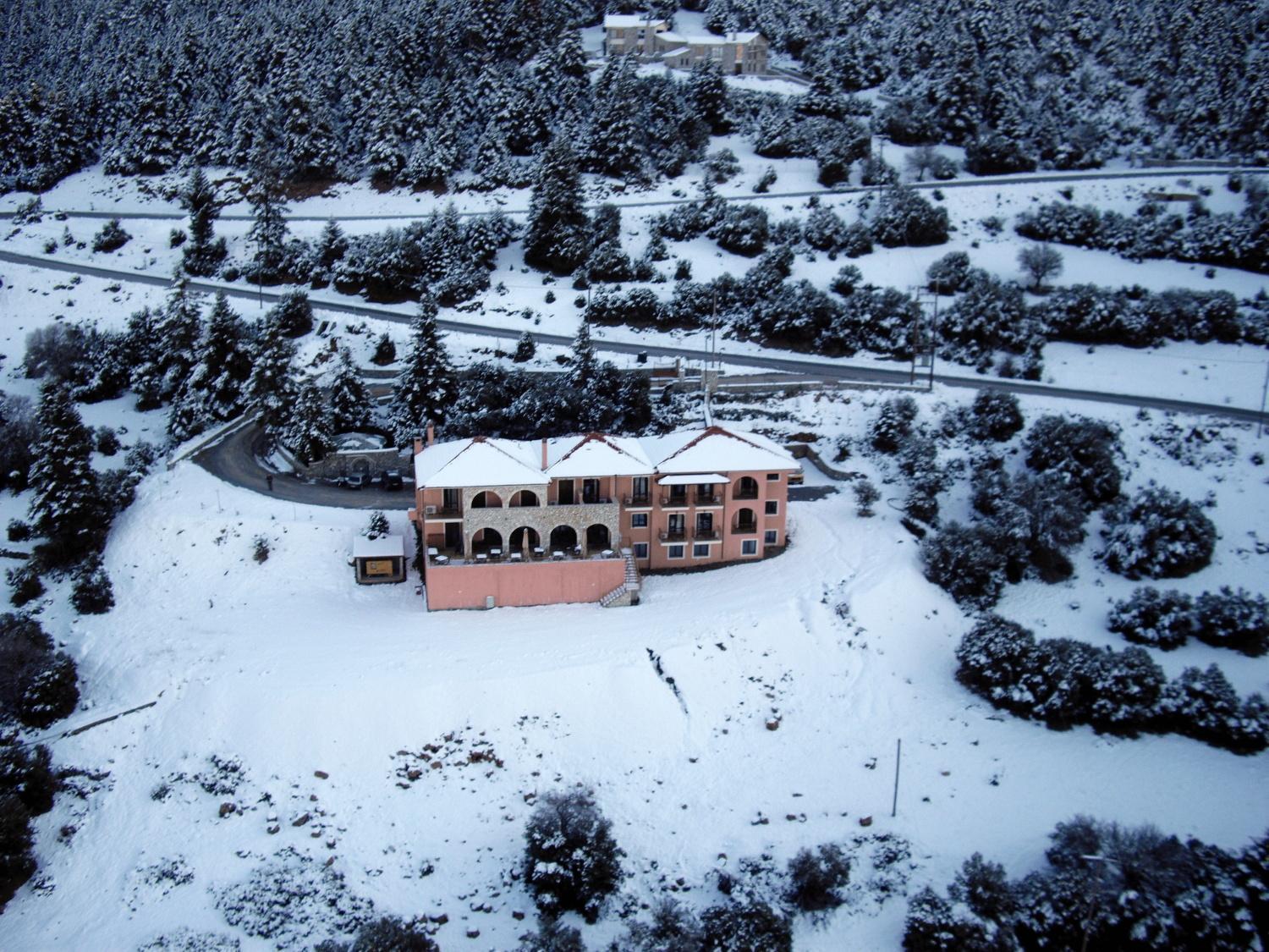Vytina Mountain View Hotel Kültér fotó